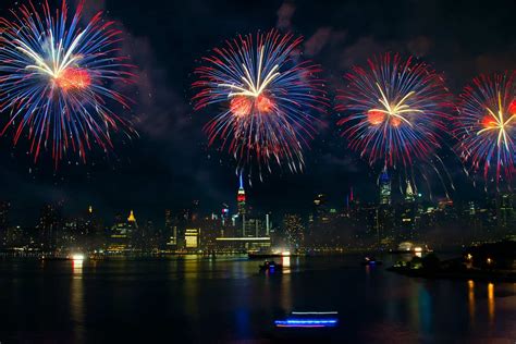 nyc fireworks july 4 2024|How To Snag Free Tickets For The New York City July 4th .